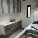 キッチン カップボード付き